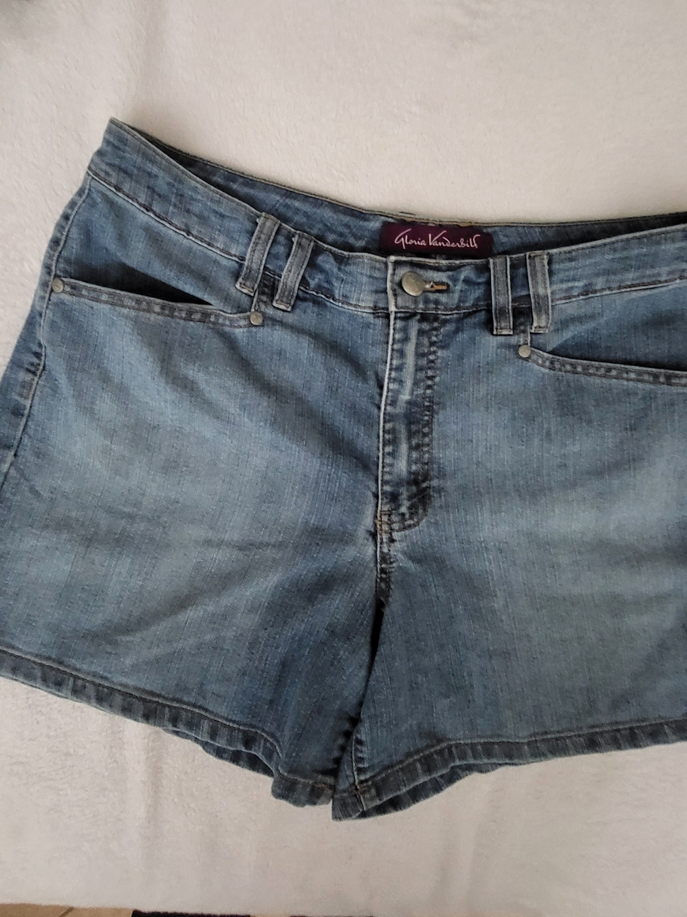 Vintage Gloria Vanderbilt Light Blue Denim Jean Shorts Women 14